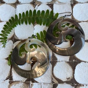 Tahitian shell earrings